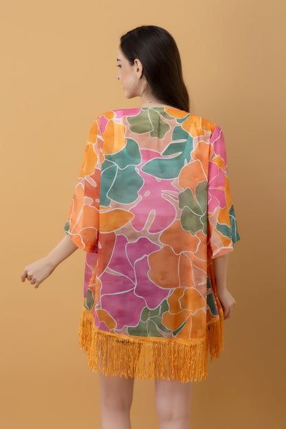 Abstract Print Kimono Style Shrug