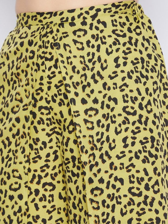 Animal printed slit pants