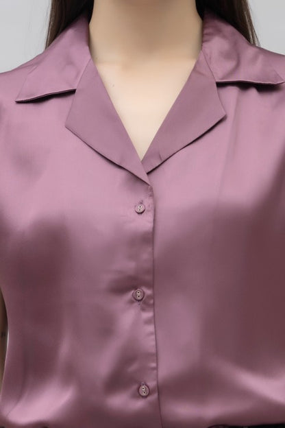 Spread Collar Extended Sleeves Standard Satin Casual Shirt