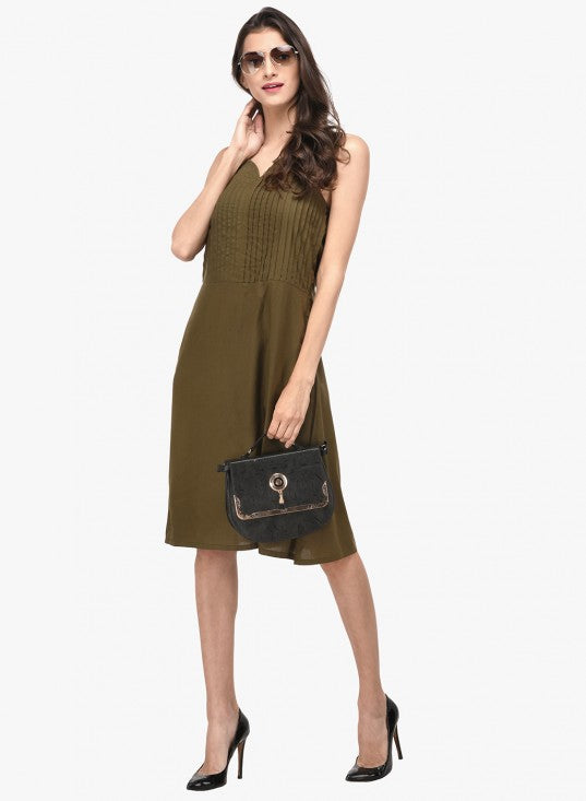 Braided strap pleat yoke dress