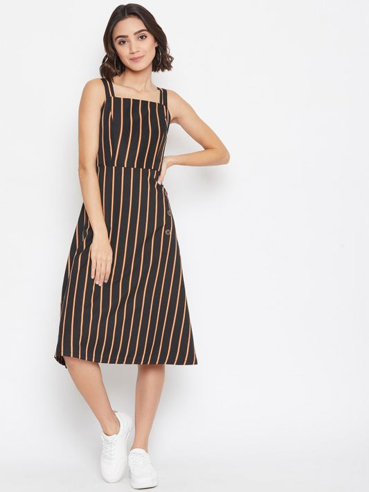 Thin stripes printed show buttons dress