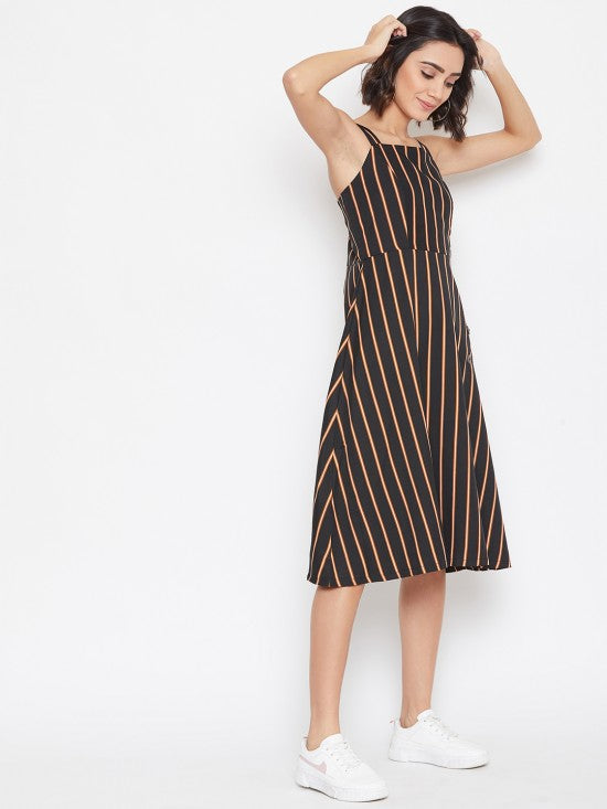 Thin stripes printed show buttons dress