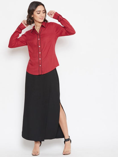 Solid shirt with contrast piping