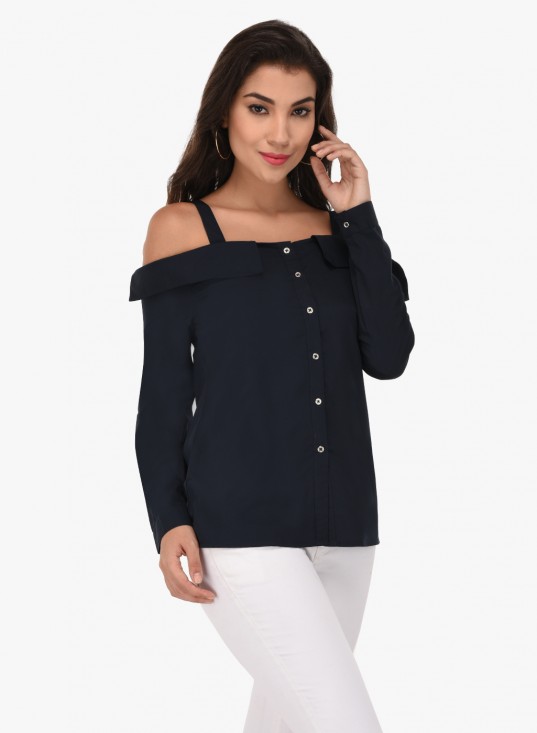Off shoulder shirt