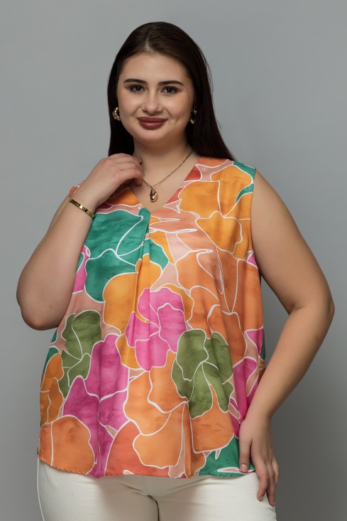 Front Pleated Sleeveless Top