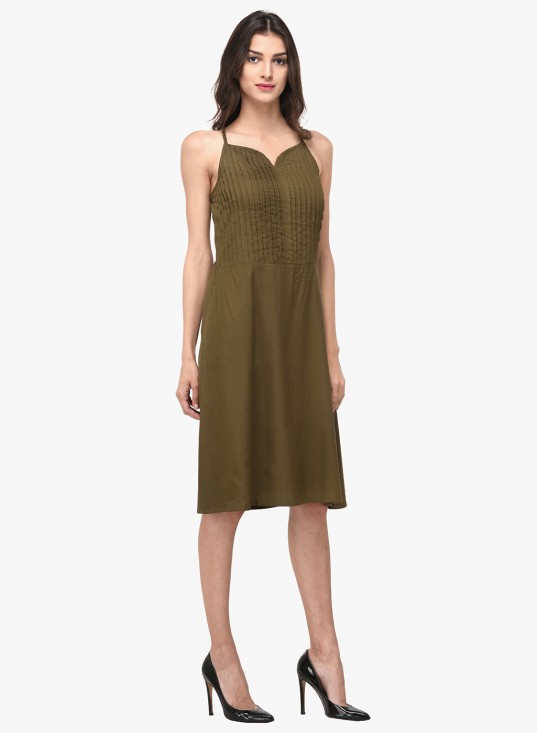 Braided strap pleat yoke dress