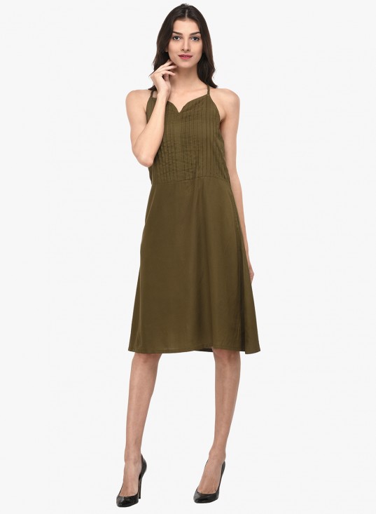 Braided strap pleat yoke dress